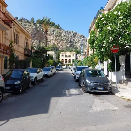 Piazza Lifestyle Palermo * Mondello
